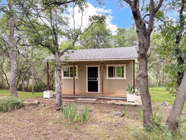 13969 Quarterhorse Dr, Grass Valley, CA 95949