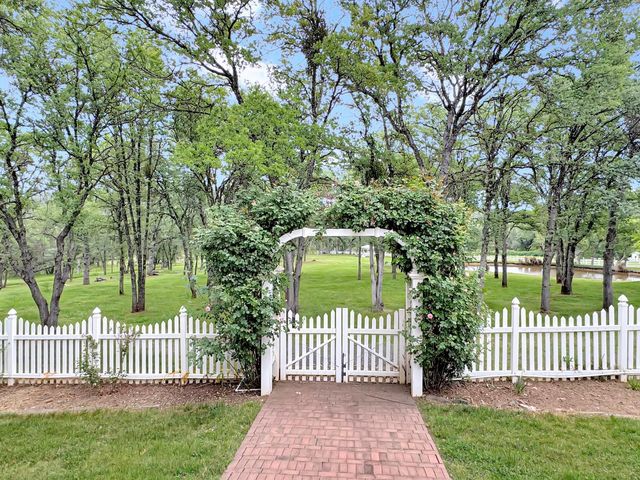 13969 Quarterhorse Dr, Grass Valley, CA 95949