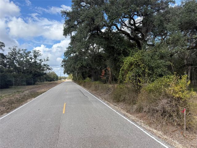 0 Cr 376, West Columbia, TX 77422