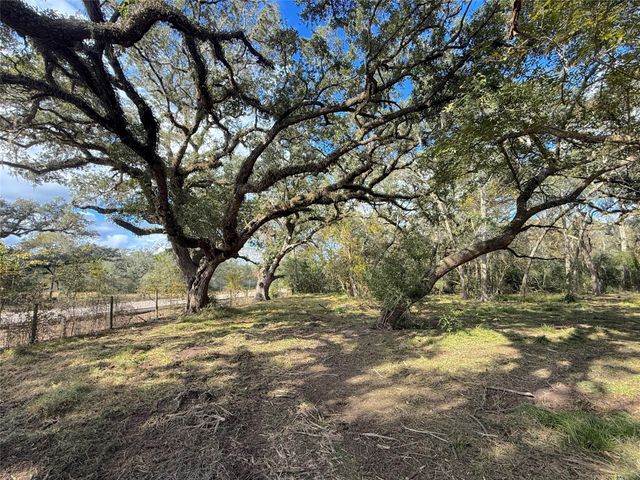 0 Cr 376, West Columbia, TX 77422