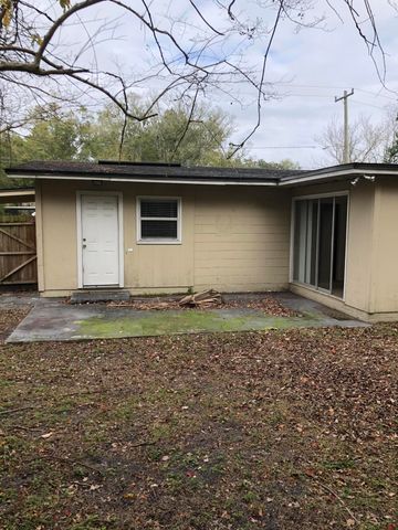 7318 STRATO Road, Jacksonville, FL 32210