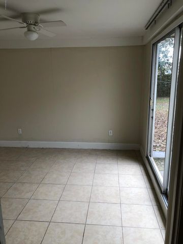 7318 STRATO Road, Jacksonville, FL 32210