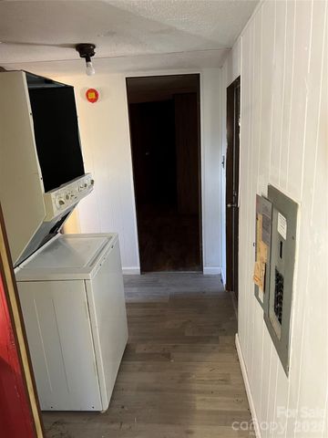 150 Combo Court, Waynesville, NC 28786