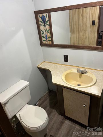 150 Combo Court, Waynesville, NC 28786