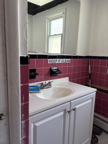 106 Smith Street 2, Newark City, NJ 07106