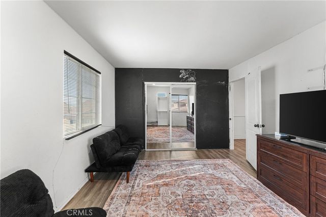 4413 W Avenue J2, Lancaster, CA 93536