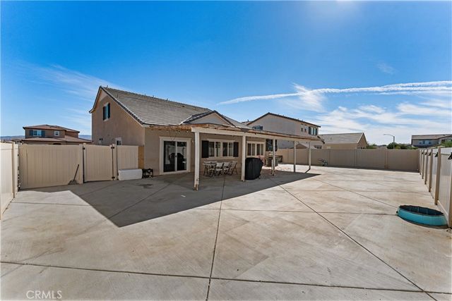 4413 W Avenue J2, Lancaster, CA 93536