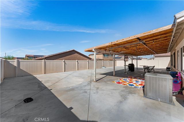 4413 W Avenue J2, Lancaster, CA 93536