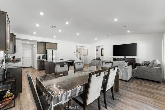 4413 W Avenue J2, Lancaster, CA 93536