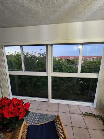 12955 SW 16th Ct 409M, Pembroke Pines, FL 33027