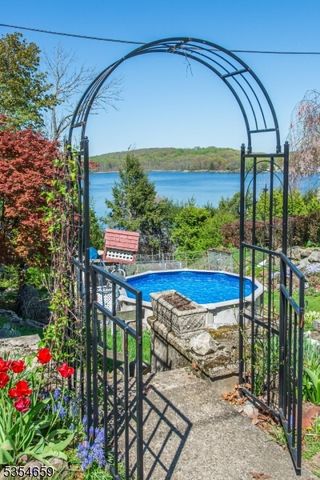 23 Highland Ave, Netcong Boro, NJ 07857