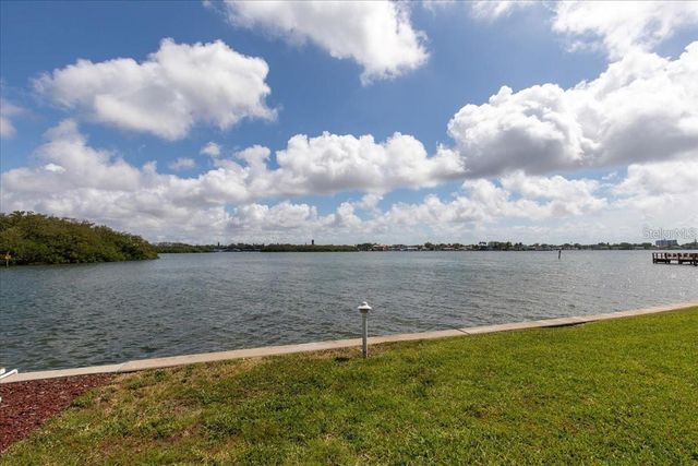 1819 SHORE DRIVE S 110, South Pasadena, FL 33707