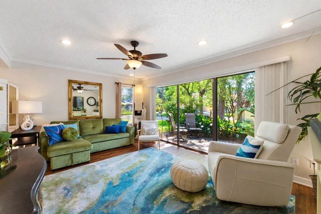 12900 Walden, Unite 219b Road 219B, Montgomery, TX 77356