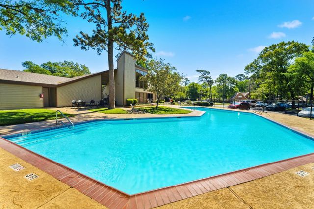 12900 Walden, Unite 219b Road 219B, Montgomery, TX 77356