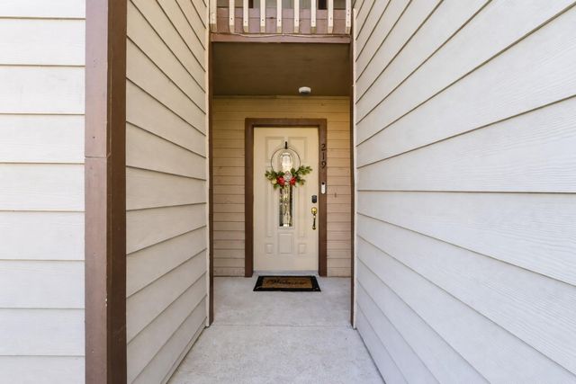 12900 Walden, Unite 219b Road 219B, Montgomery, TX 77356
