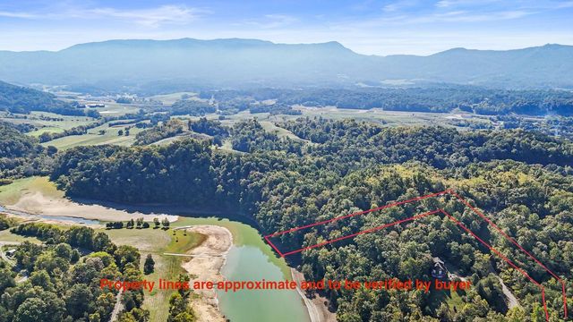 23 Caywood Rd, Dandridge, TN 37725