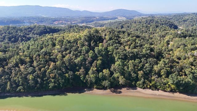 23 Caywood Rd, Dandridge, TN 37725