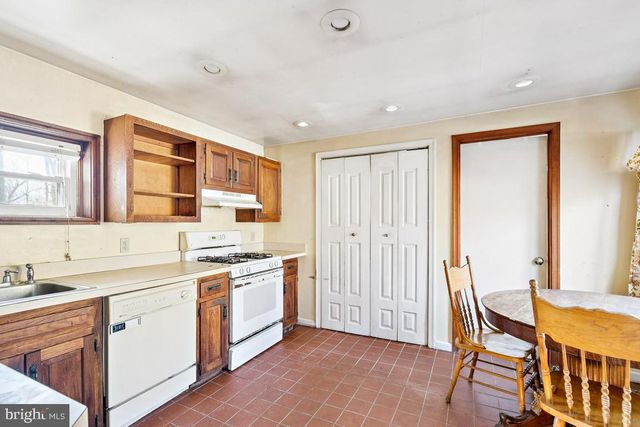 505 W MANTUA AVE, Wenonah, NJ 08090