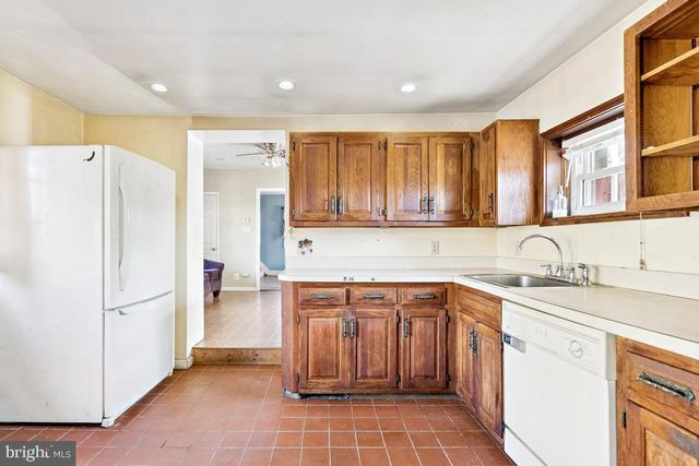 505 W MANTUA AVE, Wenonah, NJ 08090