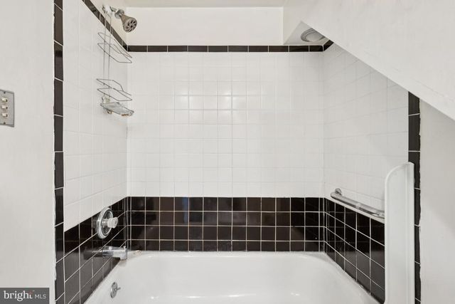 505 W MANTUA AVE, Wenonah, NJ 08090