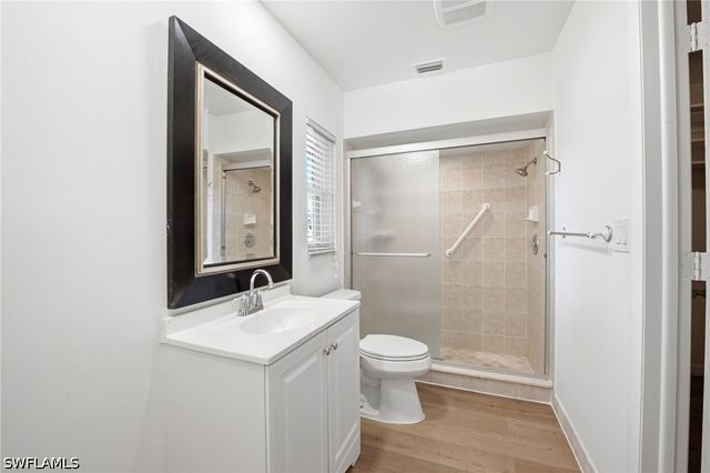 688 W Valley DR, Bonita Springs, FL 34134