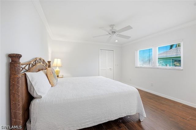 688 W Valley DR, Bonita Springs, FL 34134