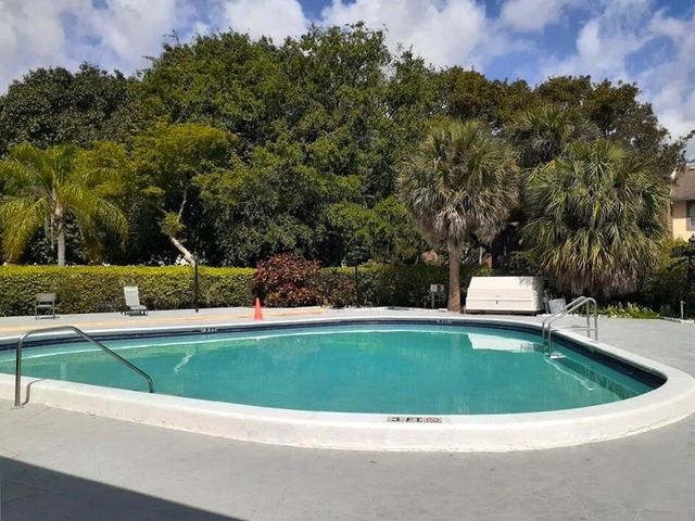 4354 NW 9TH Avenue 14-3C, Deerfield Beach, FL 33064