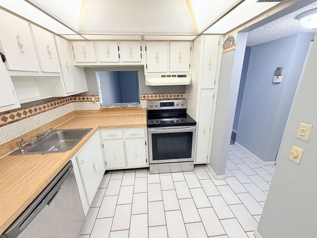 4354 NW 9TH Avenue 14-3C, Deerfield Beach, FL 33064