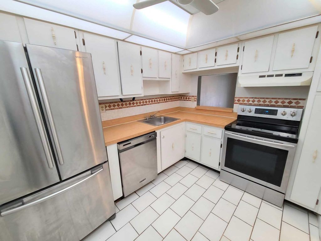 4354 NW 9TH Avenue 14-3C, Deerfield Beach, FL 33064