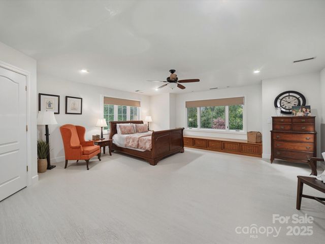 4644 Snow Drive, Harrisburg, NC 28075
