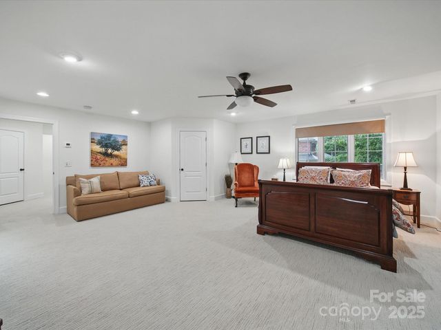 4644 Snow Drive, Harrisburg, NC 28075