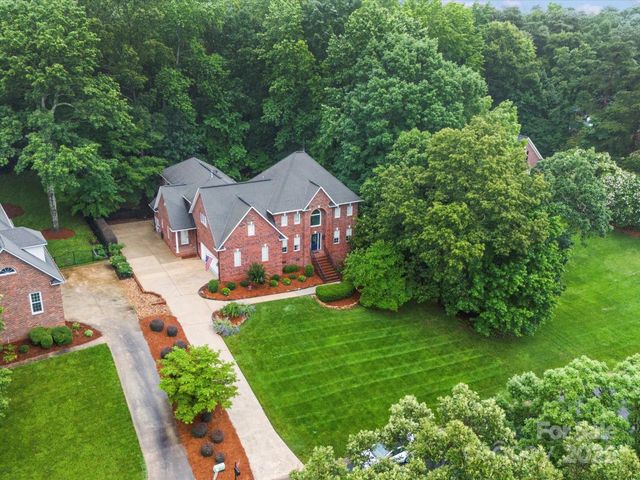 4644 Snow Drive, Harrisburg, NC 28075