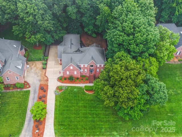 4644 Snow Drive, Harrisburg, NC 28075