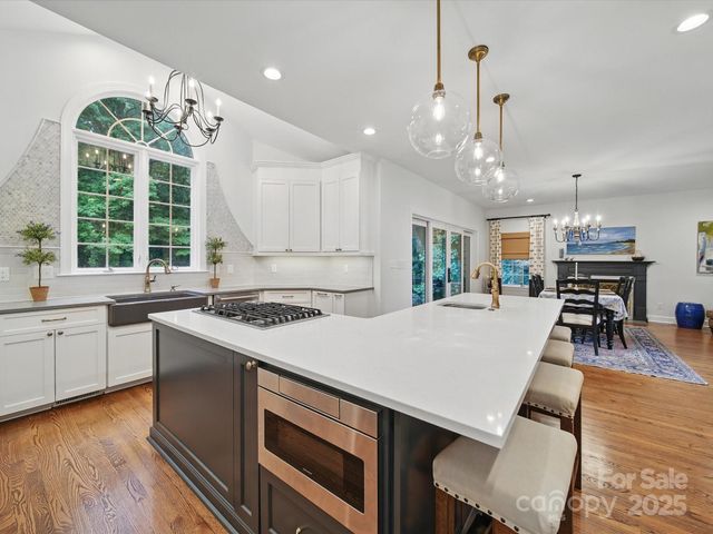 4644 Snow Drive, Harrisburg, NC 28075