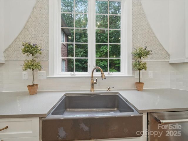 4644 Snow Drive, Harrisburg, NC 28075