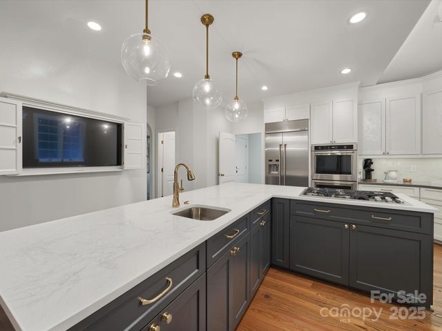 4644 Snow Drive, Harrisburg, NC 28075