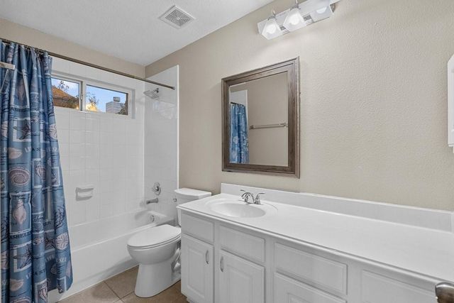 2231 Water Way, Seabrook, TX 77586
