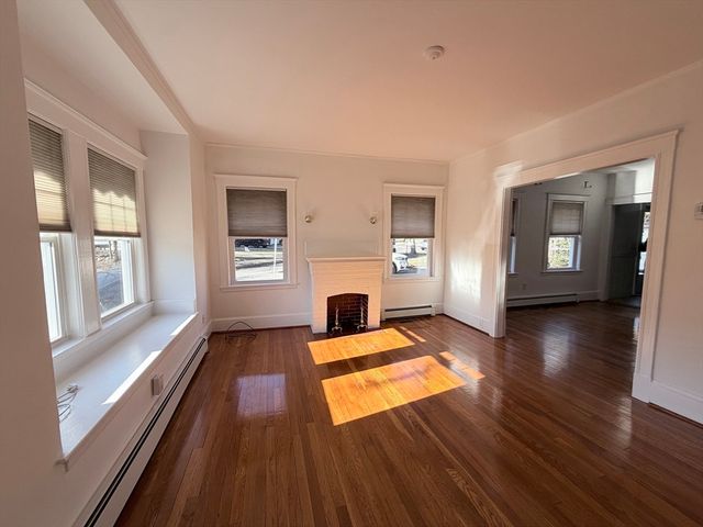 9 Hollis St B, Milton, MA 02186