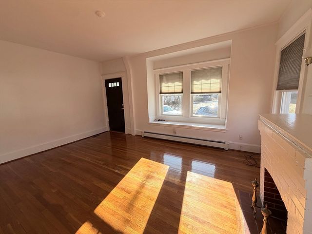 9 Hollis St B, Milton, MA 02186