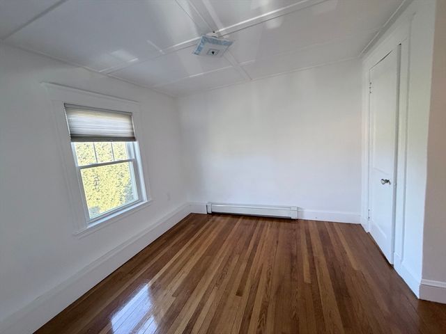 9 Hollis St B, Milton, MA 02186