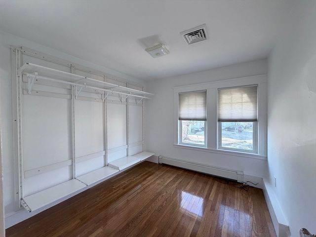 9 Hollis St B, Milton, MA 02186