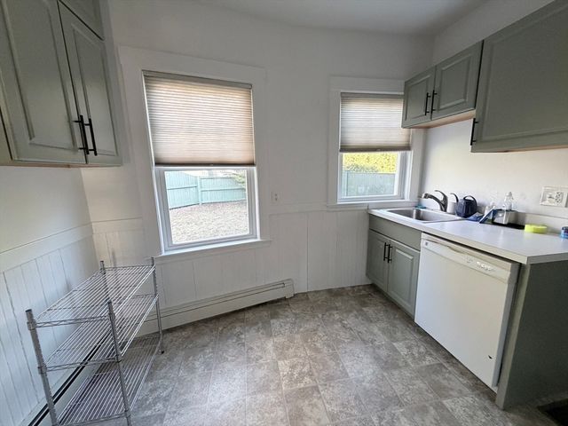 9 Hollis St B, Milton, MA 02186