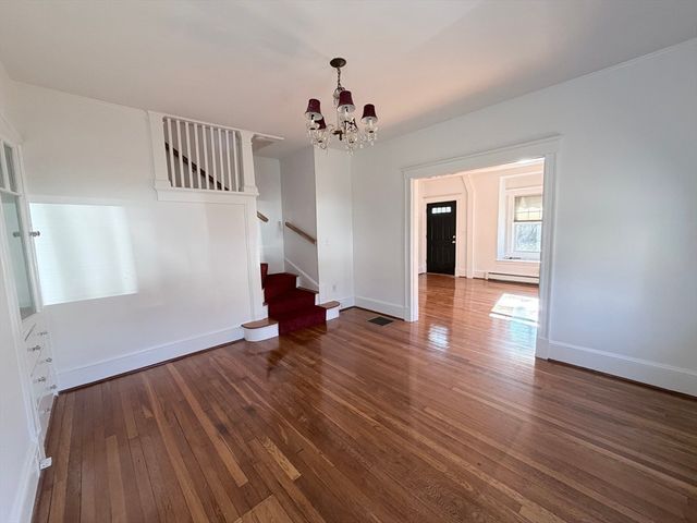 9 Hollis St B, Milton, MA 02186