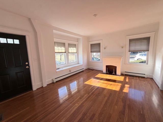 9 Hollis St B, Milton, MA 02186