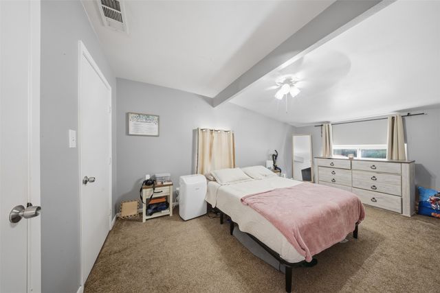 5228 Frazier Avenue, Fort Worth, TX 76115