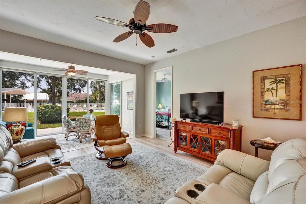 Image 16 of property listing at 6929 STONEYWALK COURT, Bradenton, FL 34203