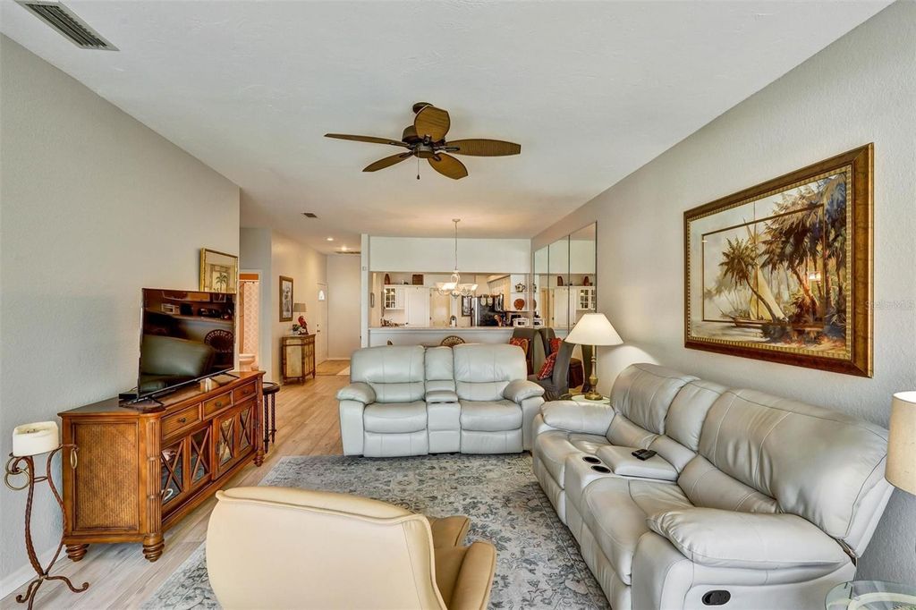 Image 18 of property listing at 6929 STONEYWALK COURT, Bradenton, FL 34203