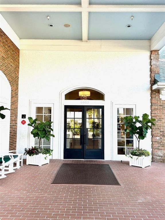Image 29 of property listing at 6929 STONEYWALK COURT, Bradenton, FL 34203