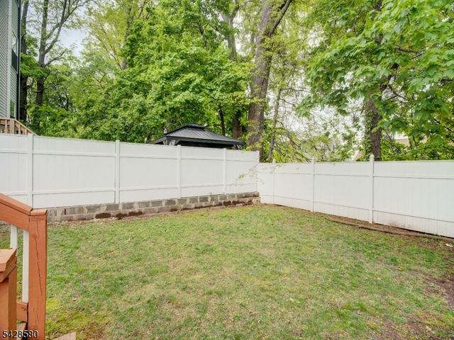 564 Sanford Ave, Newark City, NJ 07106