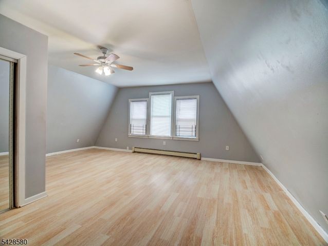 564 Sanford Ave, Newark City, NJ 07106